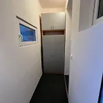 Private Riverside 아파트 *