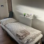 Private Riverside 아파트 *